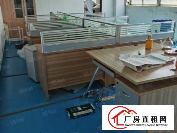  观澜松元轻轨站旁新出精装修680平厂房出租无需转让费
