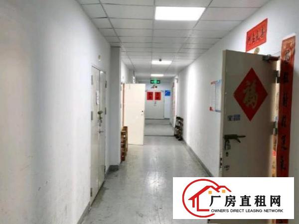  110平厂房招租，地铁口物业，交通便利