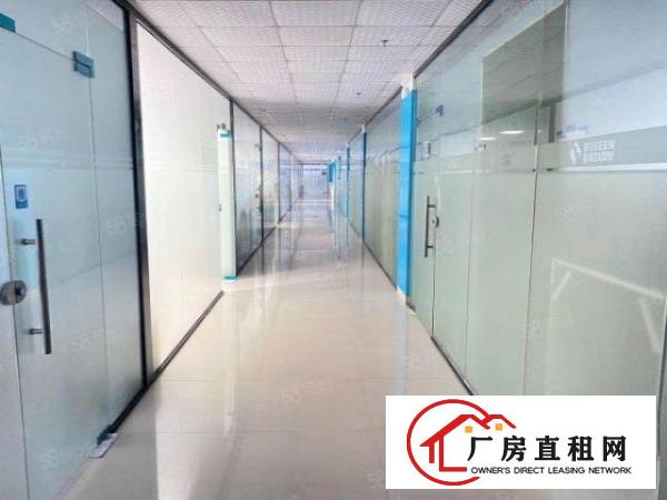  兴东地铁口附近产业园3楼整层2400平，适合各类研发，生产