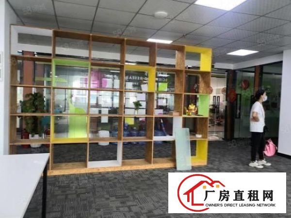  兴东地铁一楼楼上100平至2600平带装修低至39元