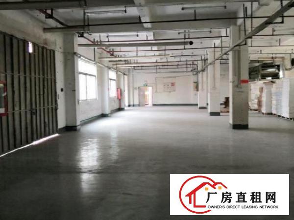  宝安西乡厂房出租，4000平方，租金25元，可以分租。