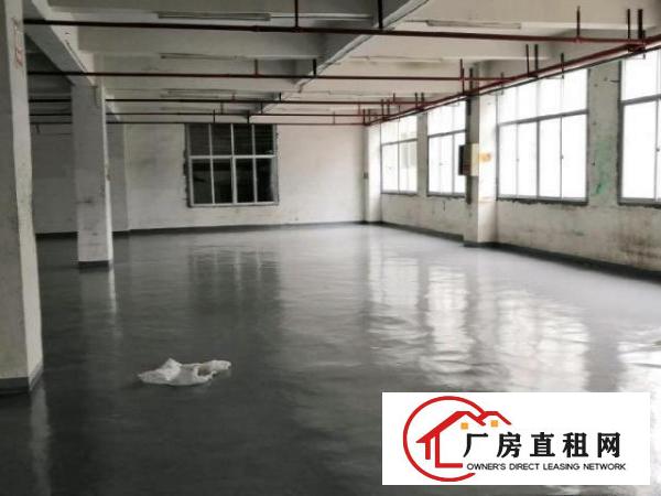  宝安西乡厂房出租，4000平方，租金25元，可以分租。