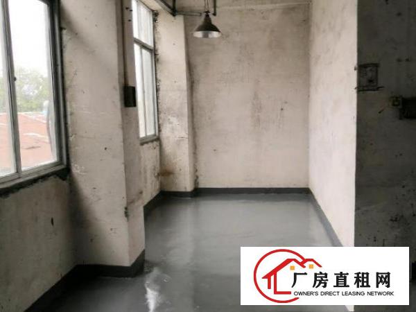  宝安西乡厂房出租，4000平方，租金25元，可以分租。