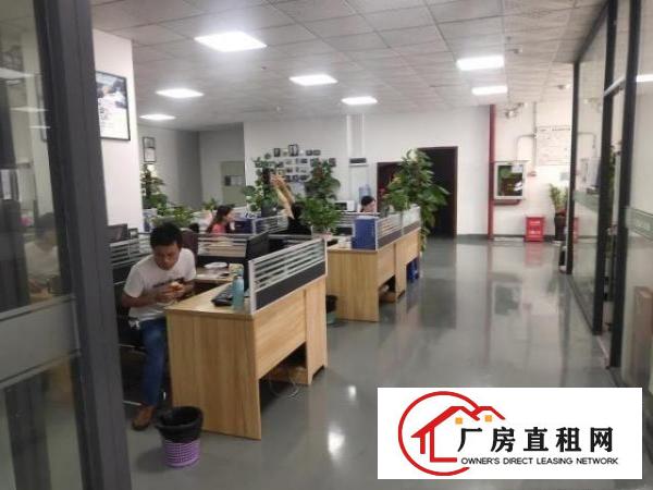  出租宝安区固戍黄田大型工业园区，精装修厂房，拎包入住即可