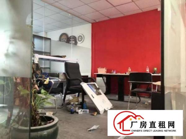  西乡后瑞地铁口新出一楼270平精装修带阁楼厂房