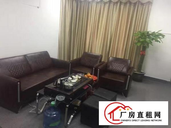  办公室招租有大小间可选，办公用品齐全，电商可直接办公，