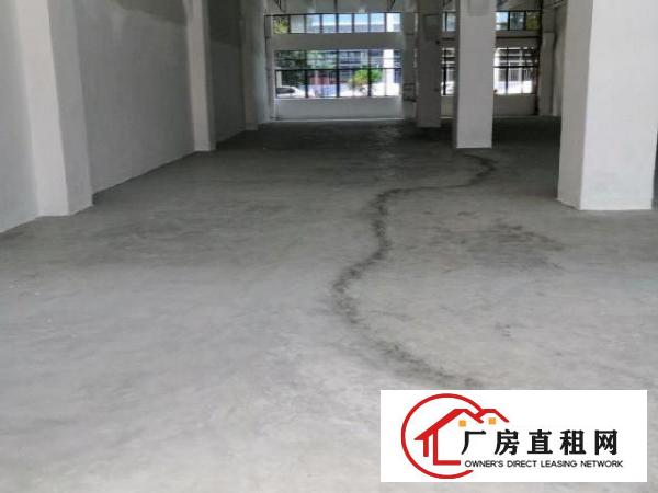  宝安西乡厂房出租，700平方，租金55元每平方