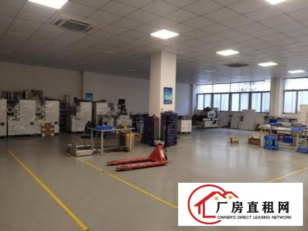  西乡恒丰工业城带装修厂房3500平米