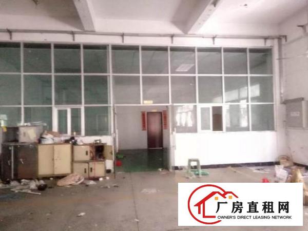  带行车装修厂房整层一楼680平米出租
