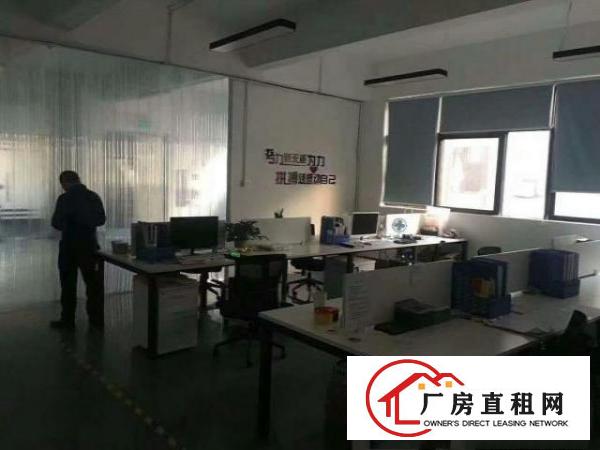  西乡洲石路旁或九围工业区内整层带装厂房1100平米