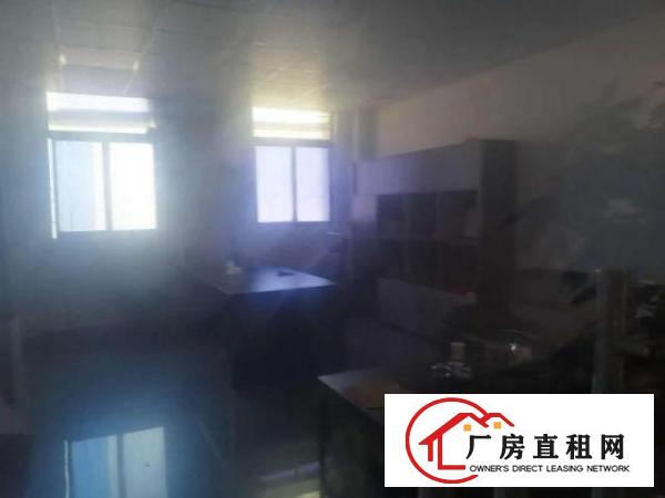  西乡富源工业城楼上精装修1300平，先到先得！