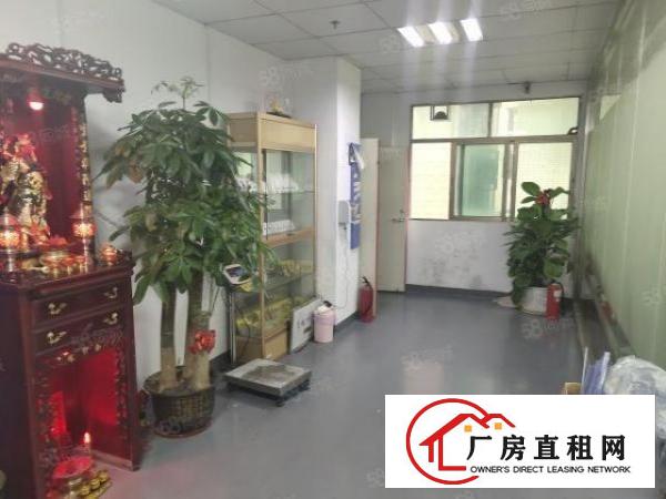  西乡，固戍，海滨新村整层带装修600平，有现成办公室。