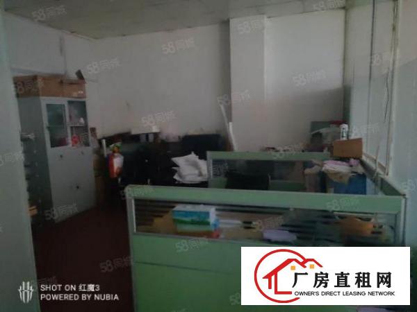  西乡靠洲石路边新出一楼厂房带装修680平