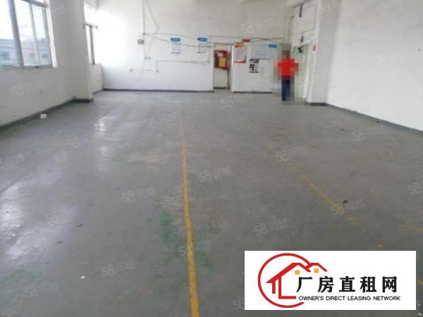  西乡，固戍地铁站，楼上带装修320平，工业厂房出租