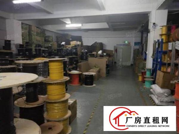  西乡鹤洲楼上900平精装修厂房出租