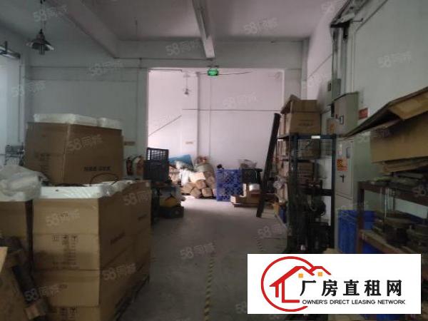  西乡簕竹角，洲石路，新出一楼带装修680平厂房出租，租金33