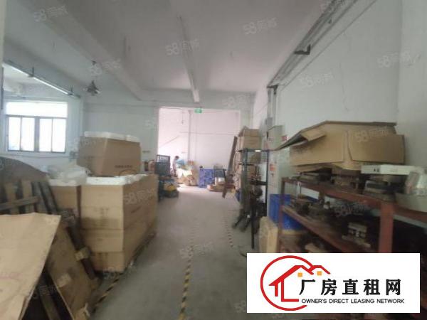  西乡簕竹角，洲石路，新出一楼带装修680平厂房出租，租金33