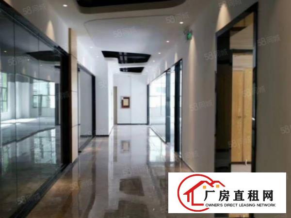  西乡新出110平精装修办公室，地铁口边，交通方便采光好！