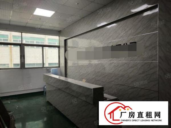  西乡，前进二路旁大型工业区新出楼上精装修900平厂房。