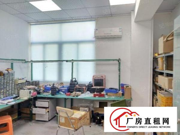  西乡，鹤洲靠近洲石路边上，新出楼上厂房875平，带精装修空调