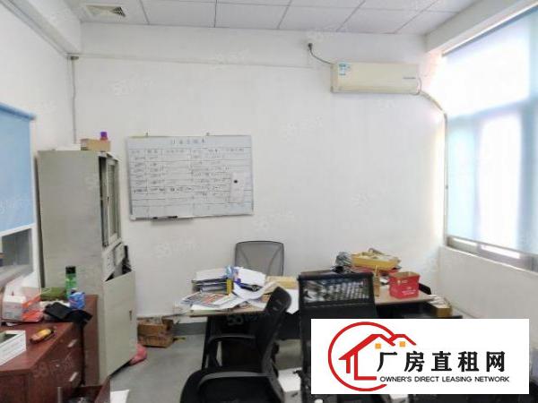  西乡，鹤洲靠近洲石路边上，新出楼上厂房875平，带精装修空调