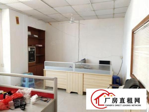  西乡大道，银田工业园，电梯口户型，新出楼上厂房带装修380平