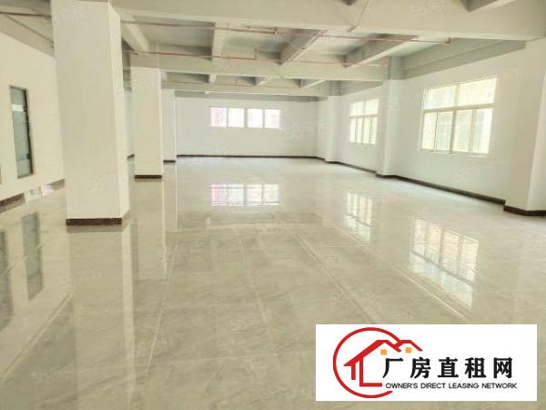  独栋，精装厂房，可分租，110平米起租。临近地铁口，公交站。