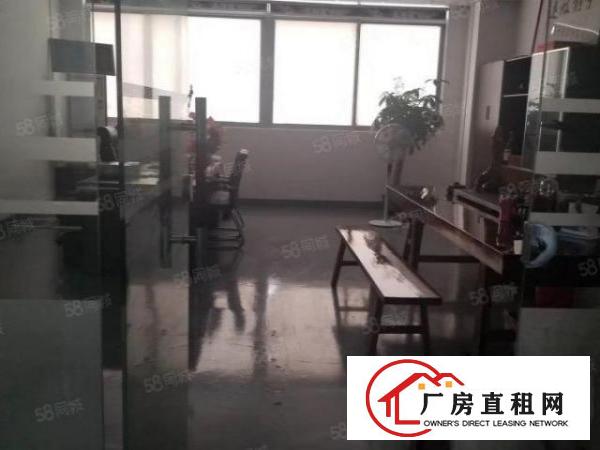  西乡九围大型工业园区，860平方转租，现成装修，多个办公室，