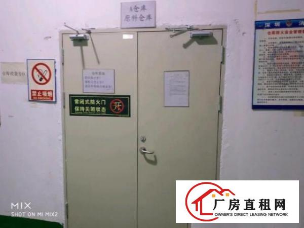  福永塘尾楼上1000带豪华装修前台办公室车间格局好利用