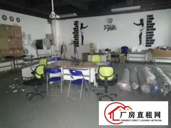  福永新和楼上新出带豪华装修1200平无转让费