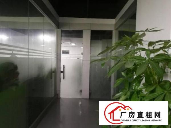  福永新和楼上新出带豪华装修1200平无转让费