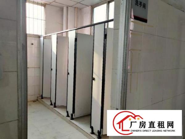  福永和平土豪版的LED瓷砖背景墙，园区形象花园式