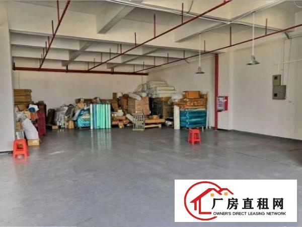  福永聚福业主直租一楼600平精装修厂房，采光好，通风好