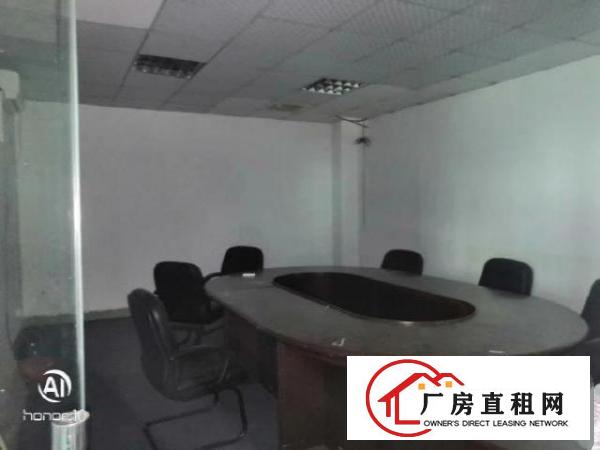  福永凤凰国道边楼上1000平，精装修，无需转让费，