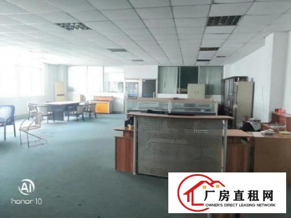  福永凤凰国道边楼上1000平，精装修，无需转让费，