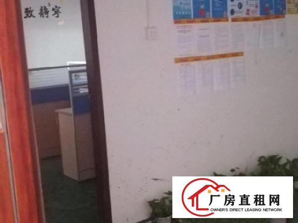  标准工业厂房出租，330平方米