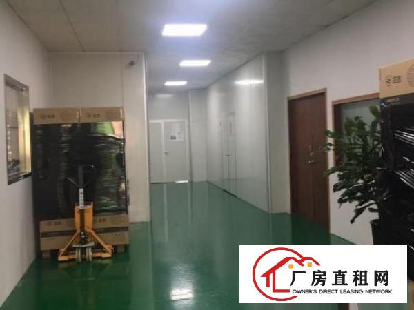  福永地铁站附近大型工业园楼上1000平带装修厂房