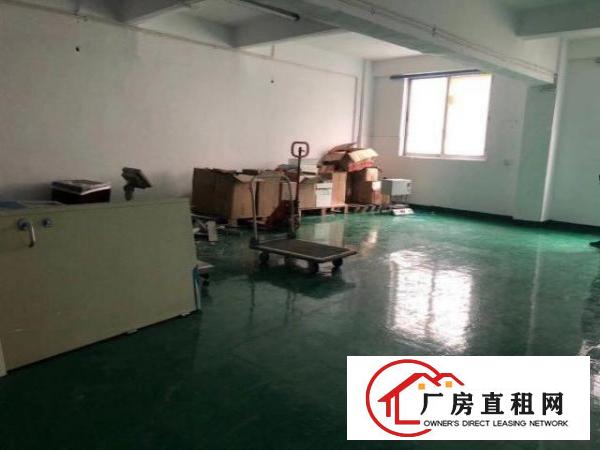  富桥工业园现有70—110平小面积厂房出租，价格低，带装修