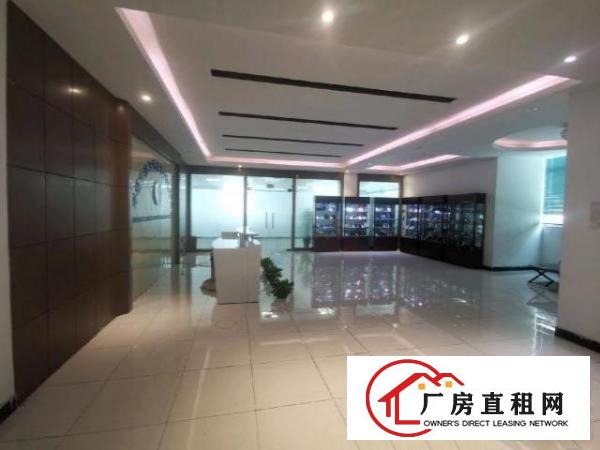  福永会展中心旁楼上1900平豪华装修厂房出租。