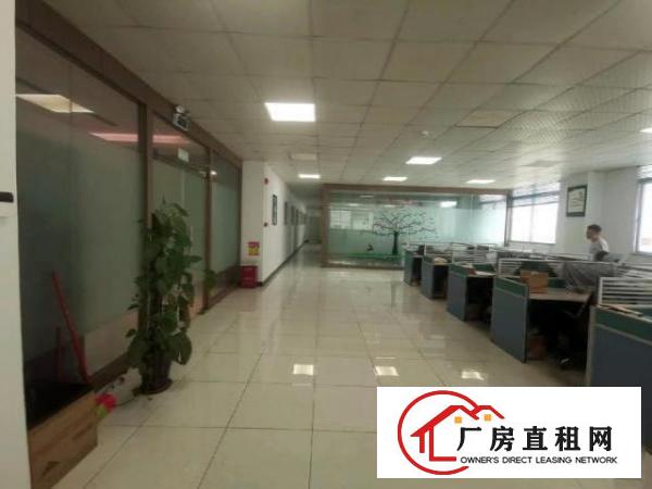  福永会展中心旁楼上1900平豪华装修厂房出租。