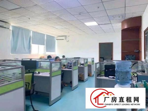  福永沿江高速出口，新出楼上整层1900平