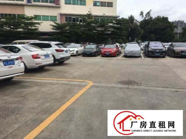  福永塘尾地铁站附近，一楼600平，厂房仓储，。