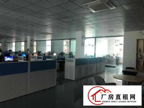  福永桥头新出楼上1500精装修厂房