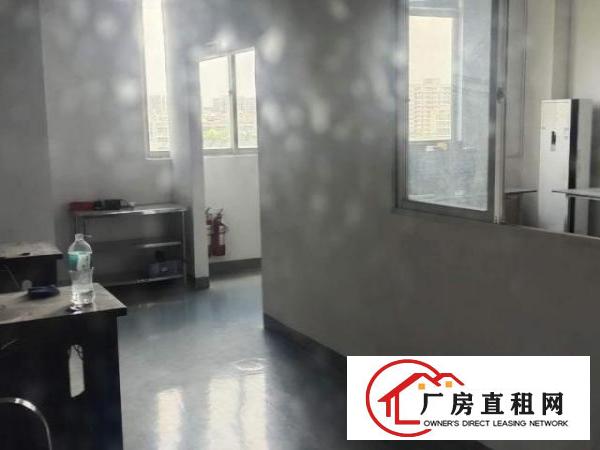  福永沿江高速出口天瑞工业区新出楼上1250平带装修厂房出租