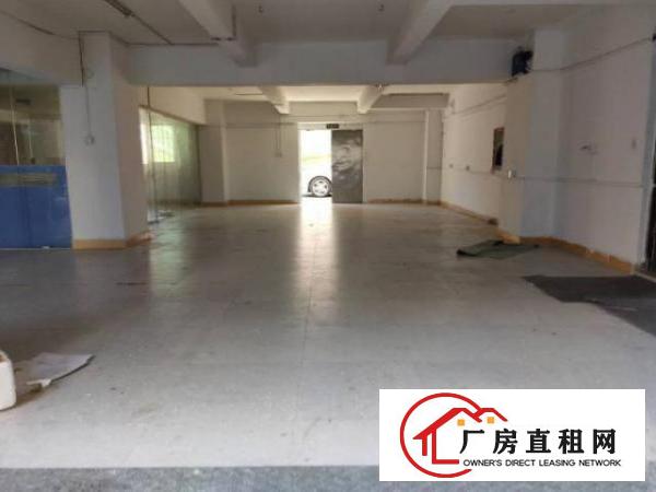  福永一楼200平，精装修可以做物流仓库，价格不高，实际实在