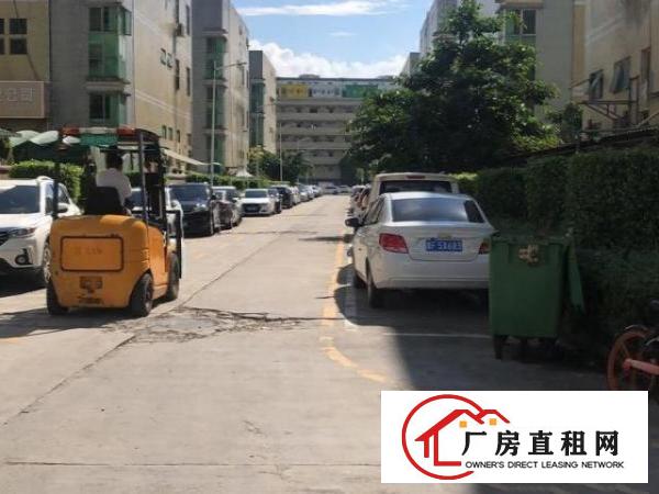  福永新和富桥三区，一楼带装修厂房出租