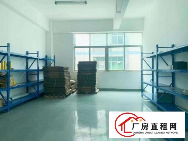  福永厂房出租1100²精装修前台办公车间仓库都有
