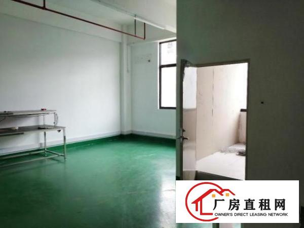  出租福永镇楼上500平方无尘车间，免转让费，随时看房