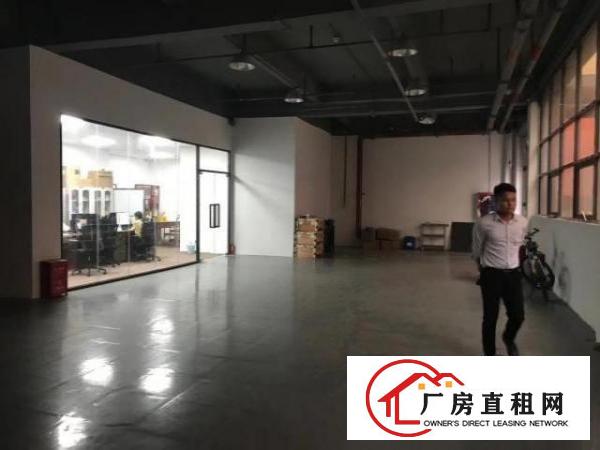  福永塘尾新出一楼320平豪华精装修厂房出租
