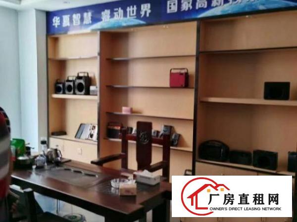  福永厂房出租1400²精装修，厂房领包入住